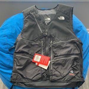 The North Face M powder guide vest